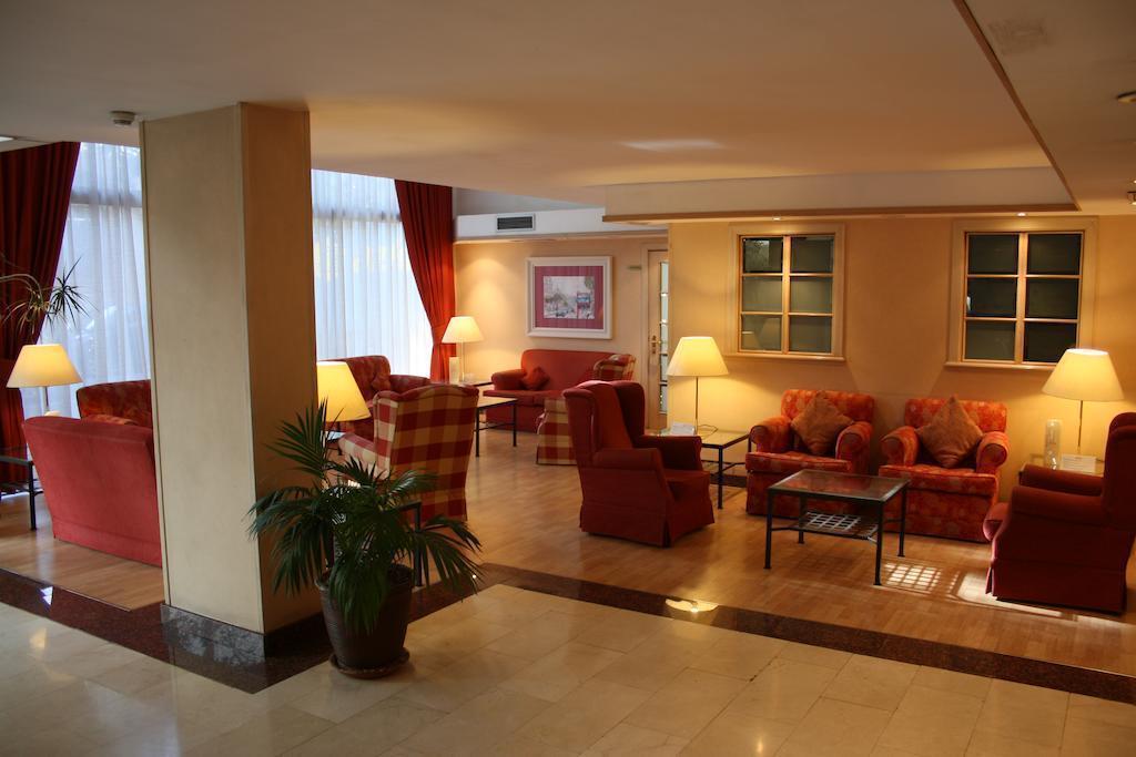 Вид Sunotel Aston 3*