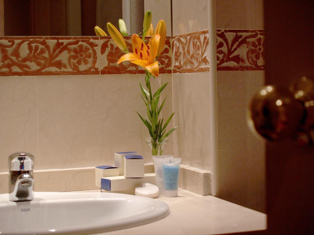 Панорама Sunotel Aston 3*