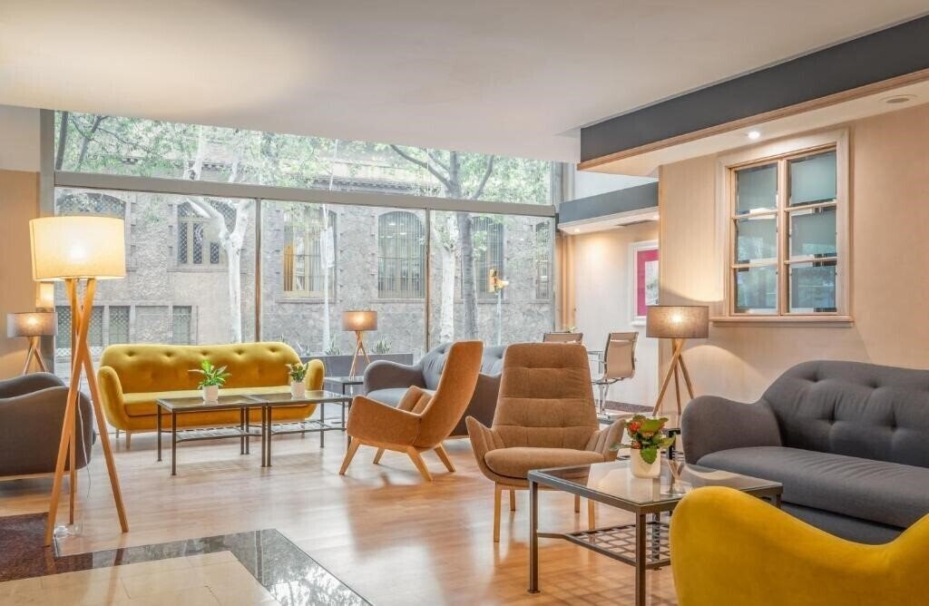 Панорама Sunotel Junior 2*