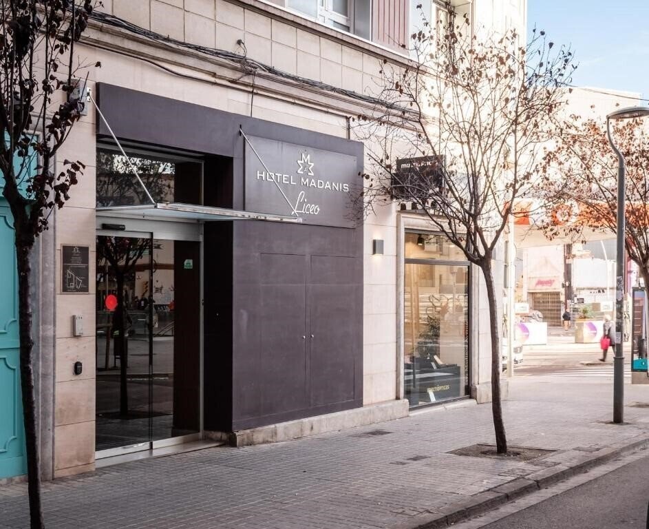 Вид Madanis Liceo 3*