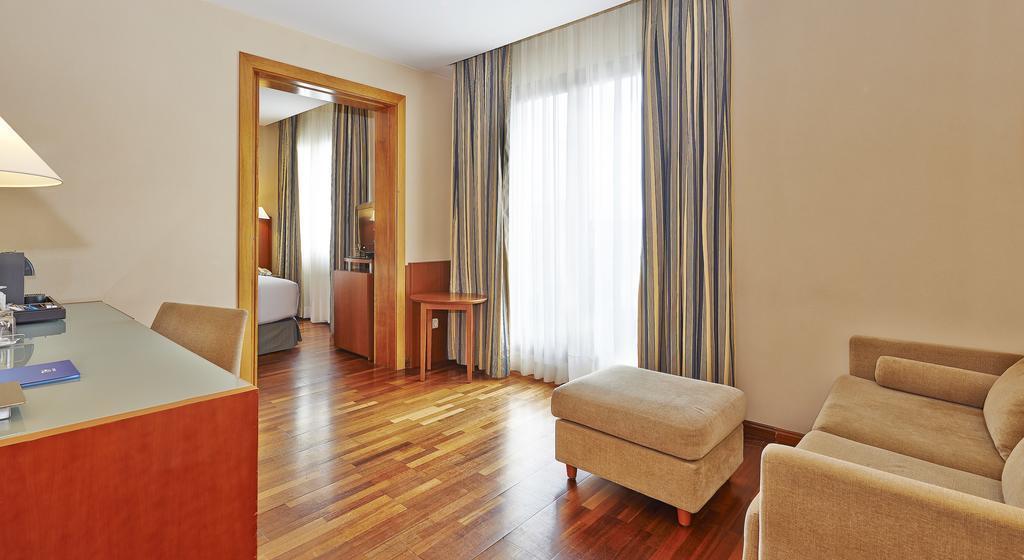 Панорама Nh Barcelona Centro (ex. Nh Duc De La Victoria) 3*