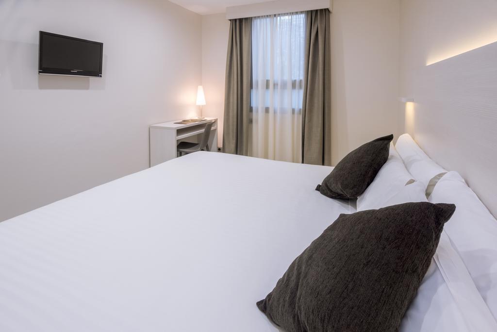 Панорама Serhs Carlit 3*