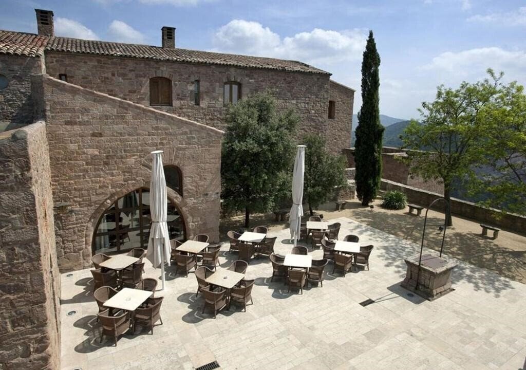 Вид Parador De Cardona 4*