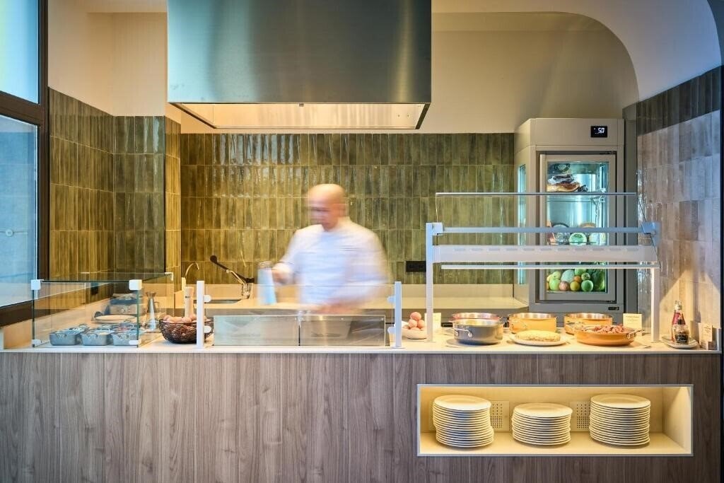 Апартаменти NH Barcelona La Maquinista (ex. NH La Maquinista) 3*