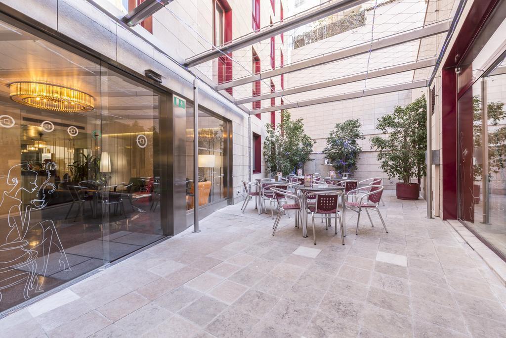 Апартаменти Ronda Lesseps 3*