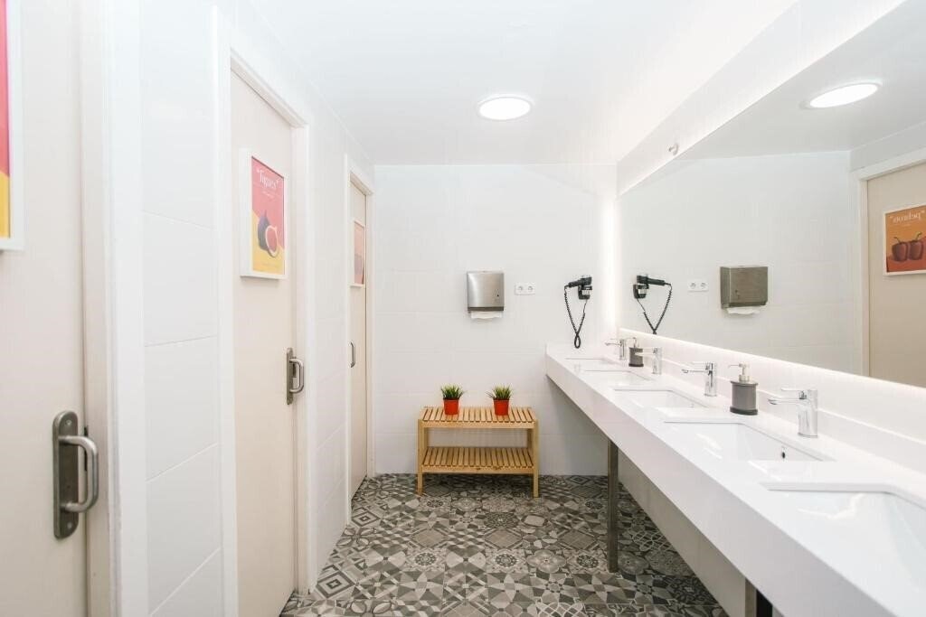 Апартаменты 360 Hostel Barcelona Arts&Culture хостел