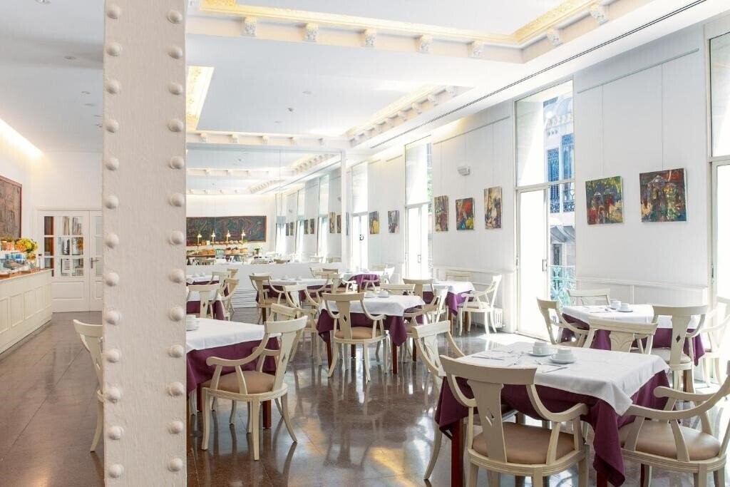 Изображение Gaudi 3*