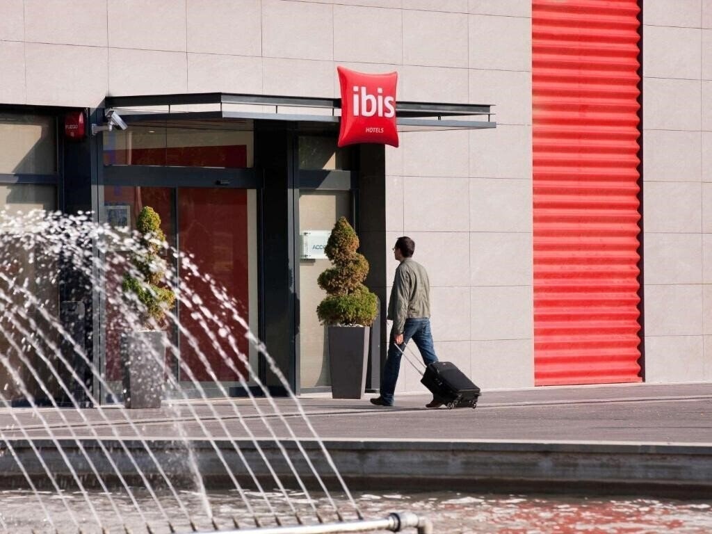 Вид Ibis Barcelona Ripollet 2*