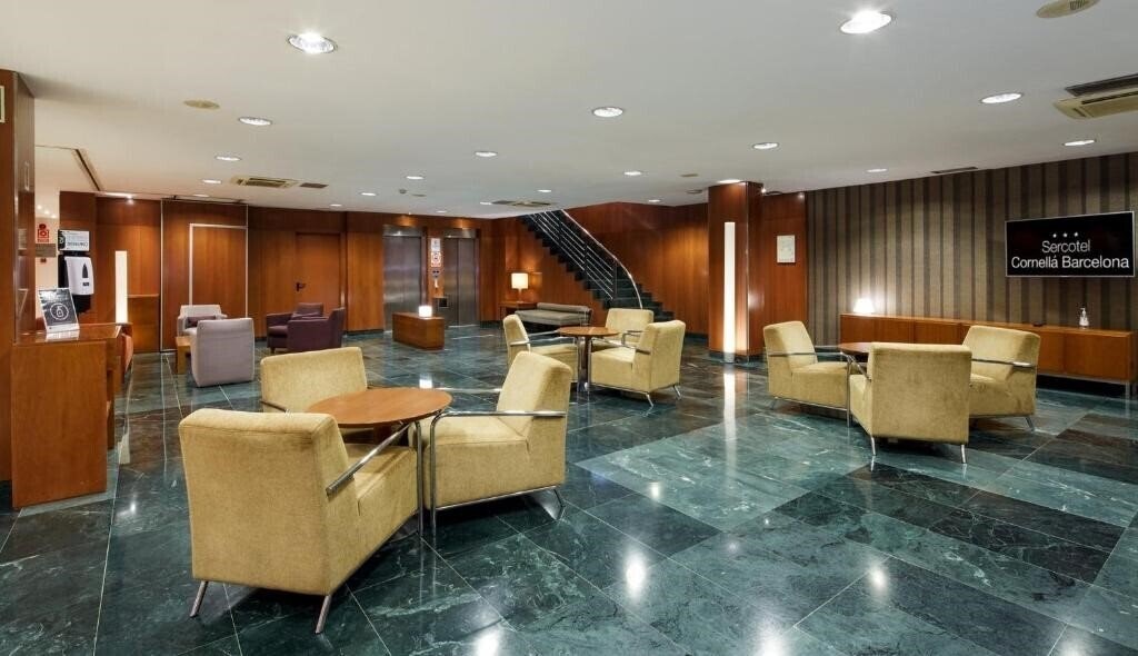 Территория NH Cornella (ex. Sercotel Cornella Barcelona) 3*