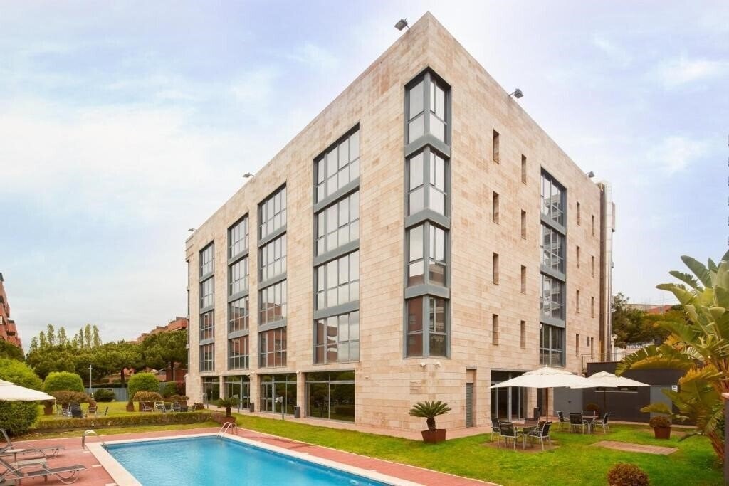 Панорама NH Cornella (ex. Sercotel Cornella Barcelona) 3*
