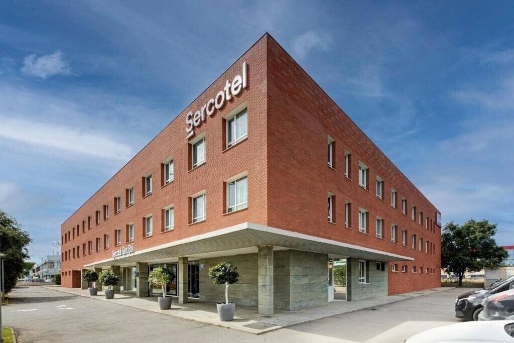 Апартаменти Sercotel Sant Boi (ex. NH Sant Boi) 3*