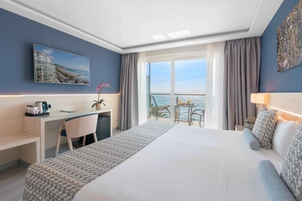 Фото Calipolis Sitges 4*