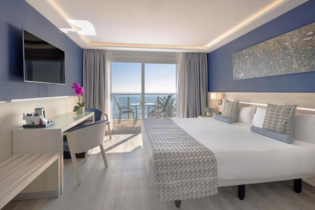 Апартаменты Calipolis Sitges 4*