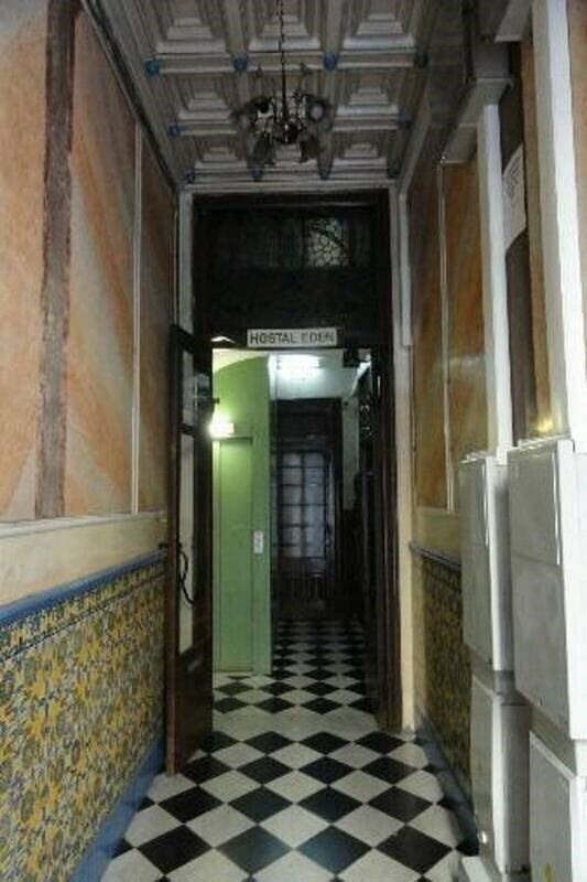 Панорама Hostal Eden 2*