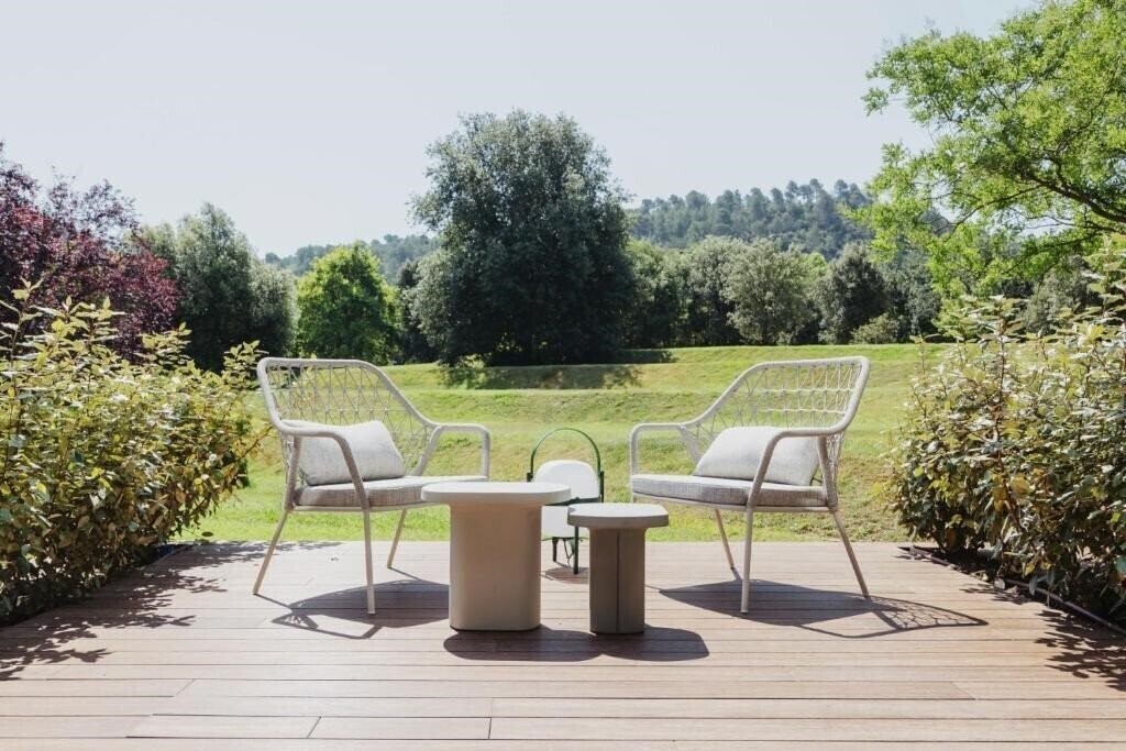 Территория Mon St Benet 4*