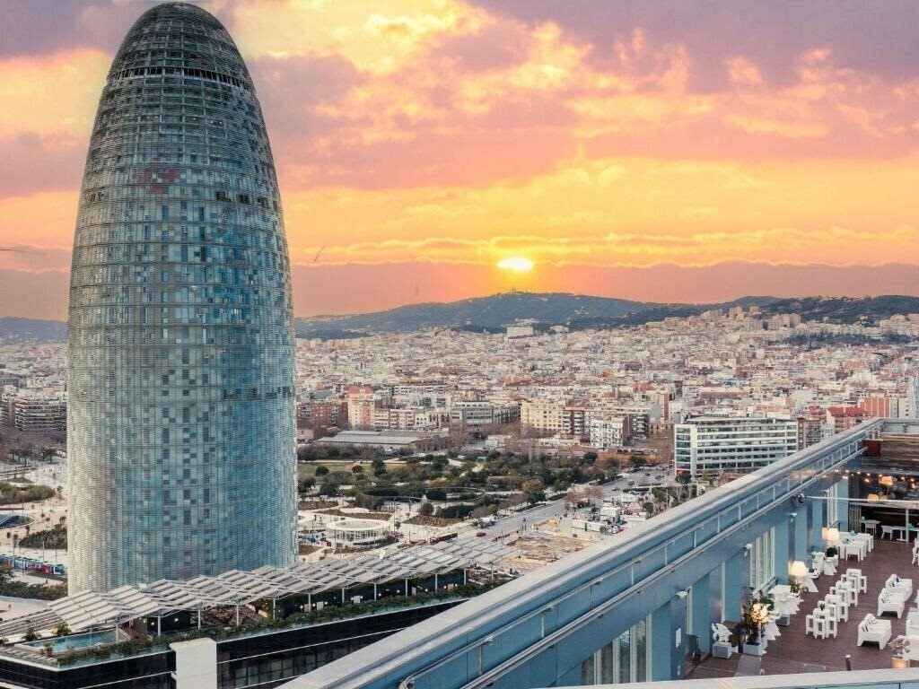 Фотография Novotel Barcelona City 4*