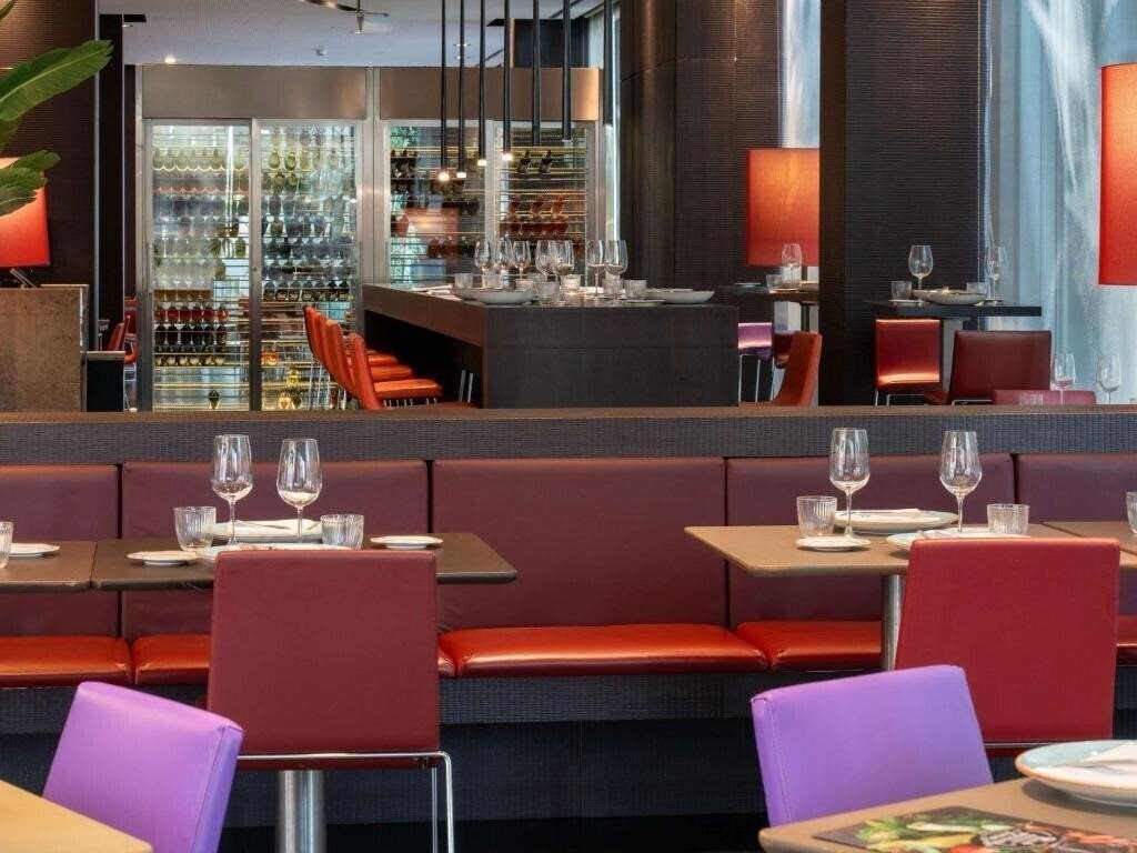 Картинка Novotel Barcelona City 4*