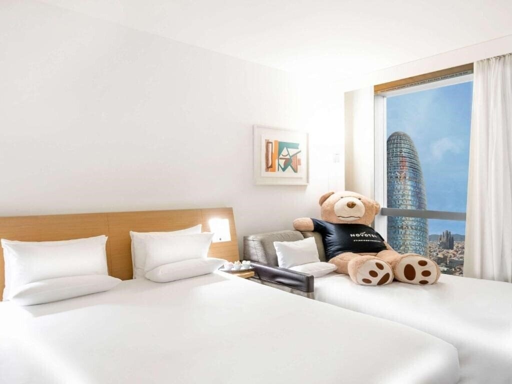 Апартаменты Novotel Barcelona City 4*