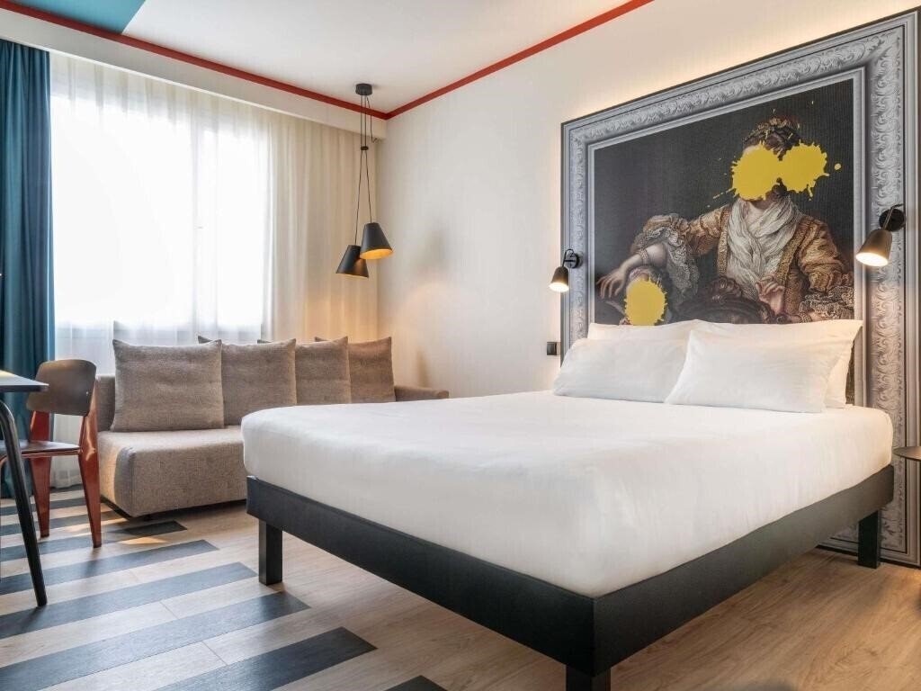 Готель Novotel Barcelona Sant Joan Despi 4*