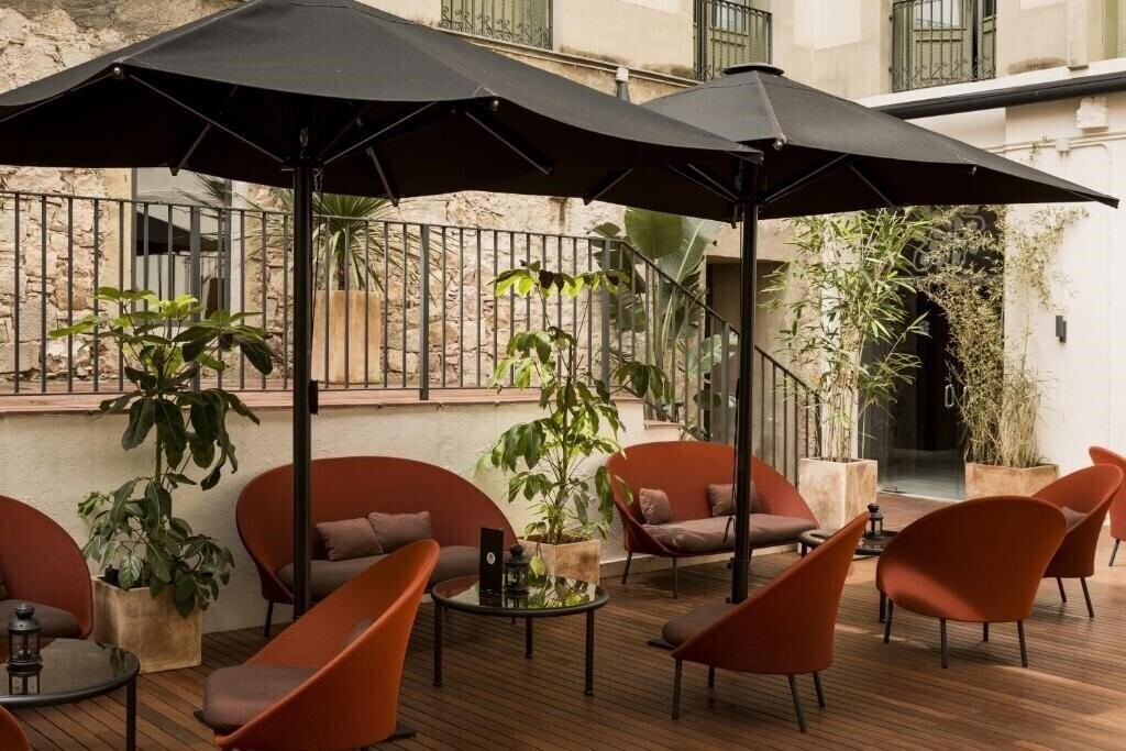 Отель Petit Palace Opera Garden Ramblas 4*