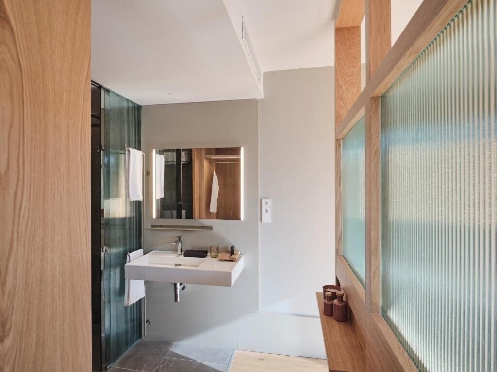 Фотографія Qgat Suites & Events 4*