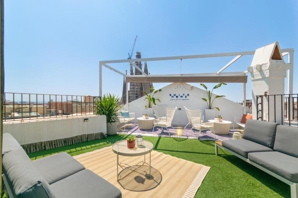 Территория Suite Home Barcelona 1*