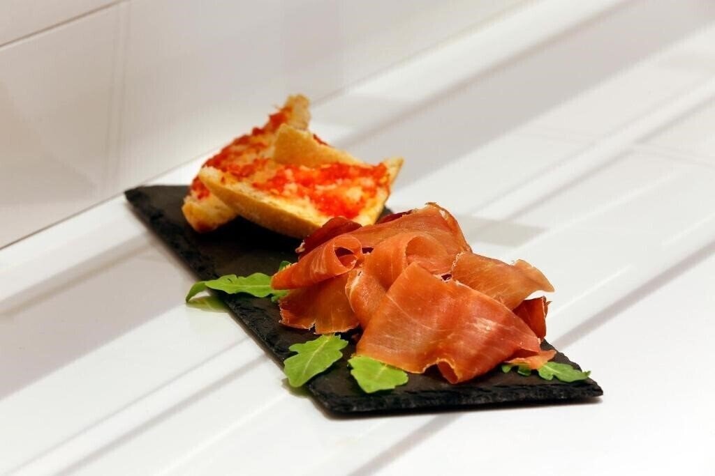 Апартаменти Hcc Taber 3*