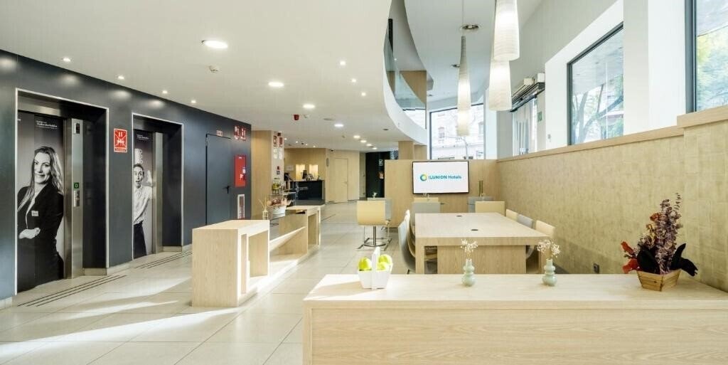 Фотографія Ilunion Auditori 3*