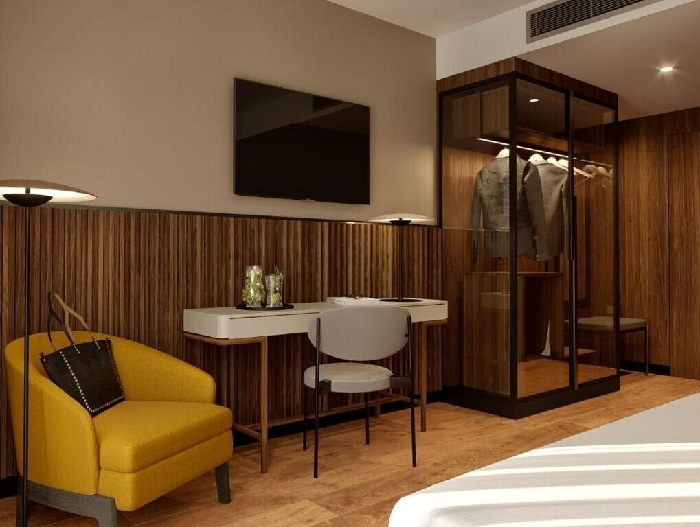 Вид Villa Emilia 4*