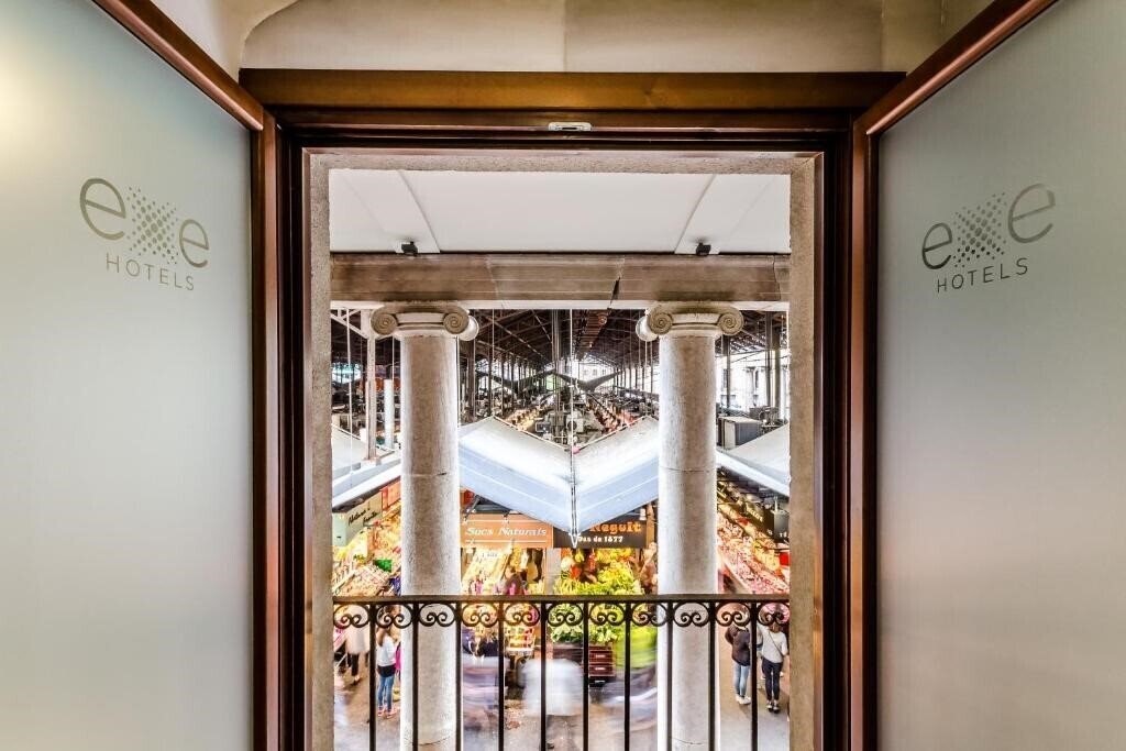 Панорама Exe Ramblas Boqueria 3*