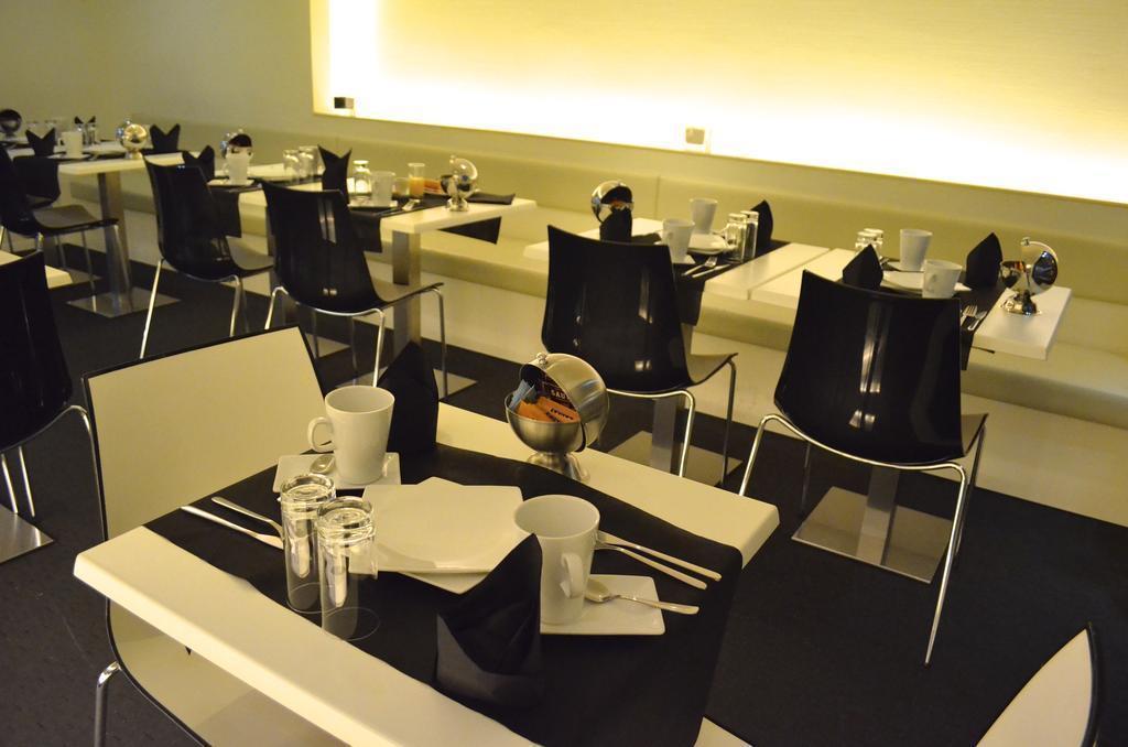 Панорама Rekord 4*