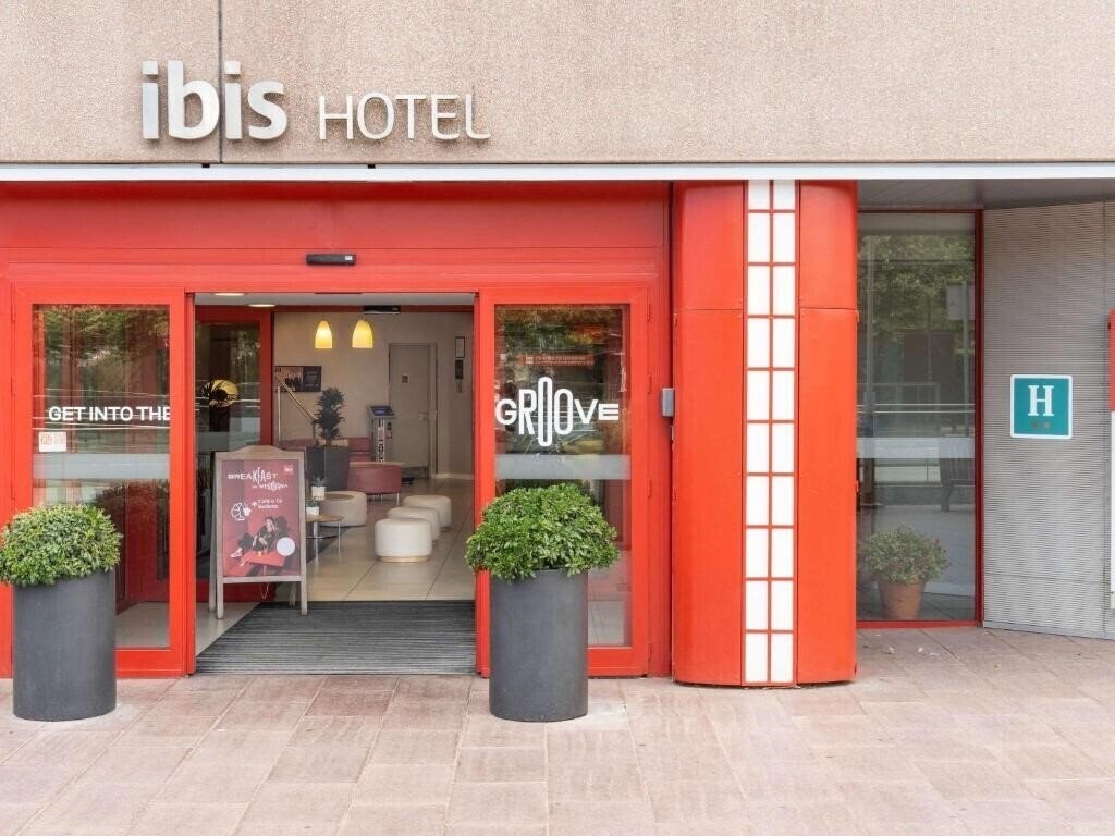 Готель Ibis Barcelona Meridiana 2*