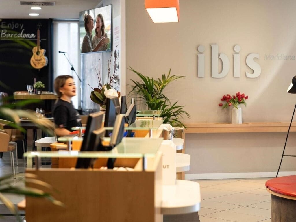 Територія Ibis Barcelona Meridiana 2*