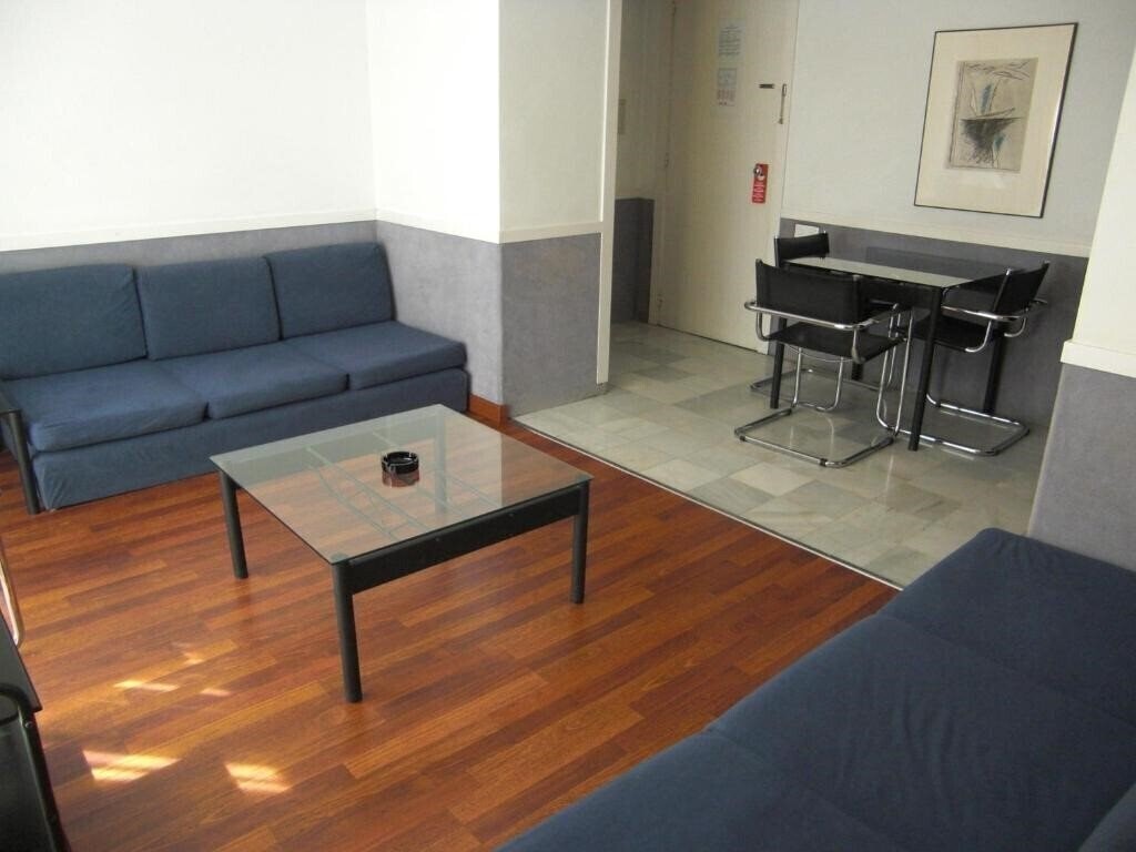 Вид Apartamentos Descartes 3*