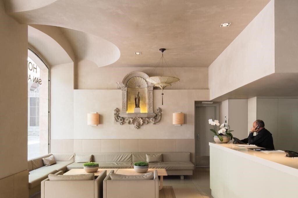 Апартаменты Sant Agusti 3*