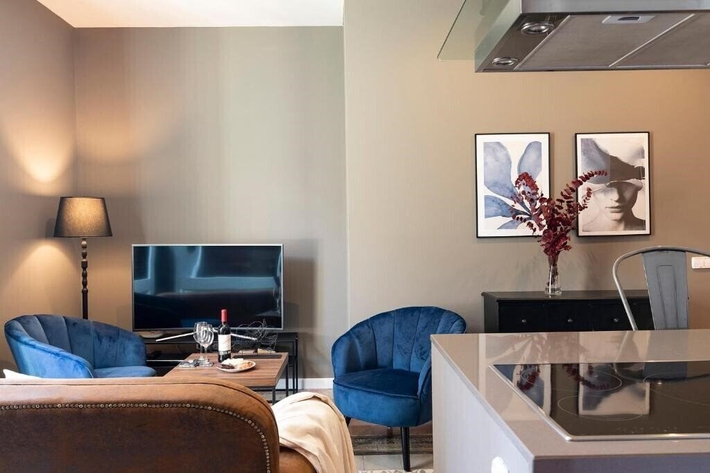 Апартаменты Bacardi Central Suites 4*