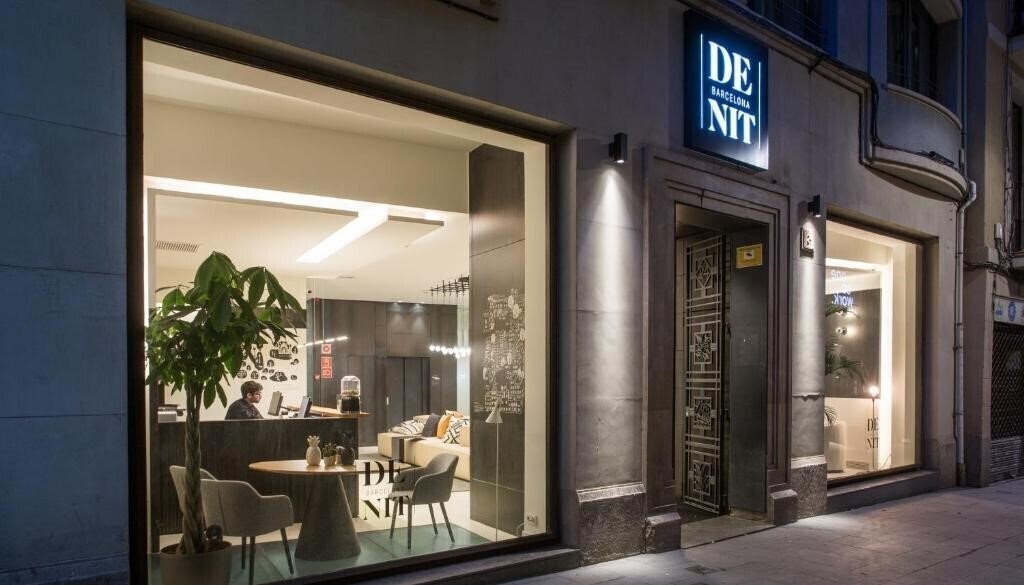 Территория Denit Barcelona 3*