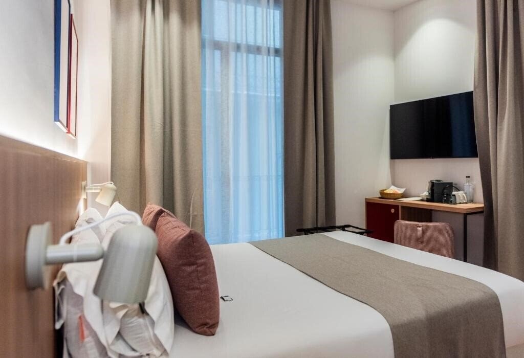 Фото California 2*