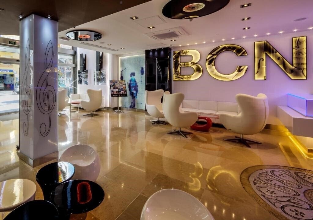 Апартаменти Evenia Rocafort 3*