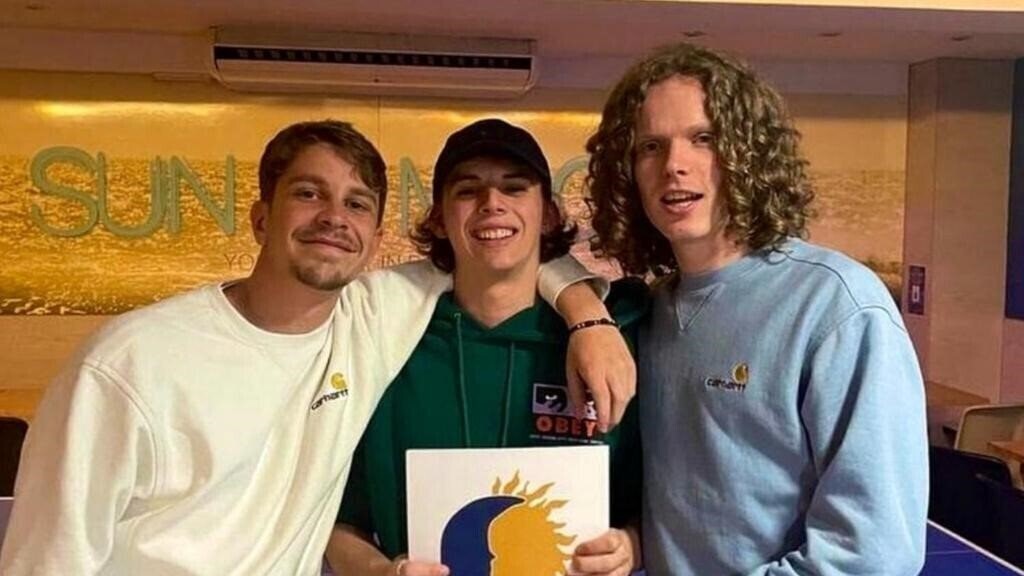 Территория Sun & Moon Hostel 1*