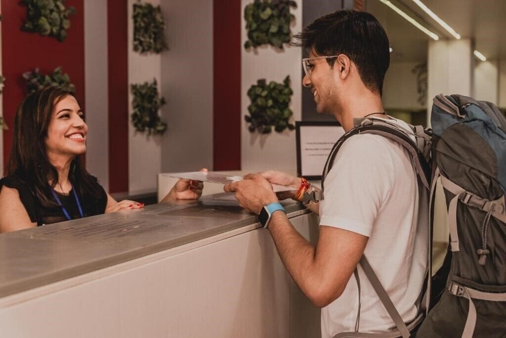 Апартаменты Sun & Moon Hostel 1*