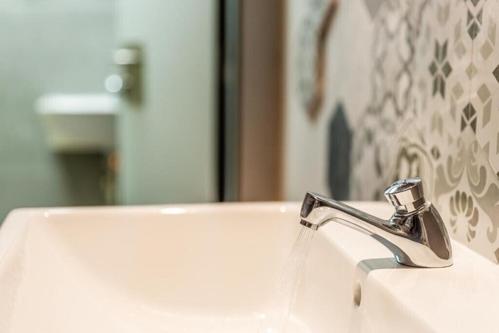 Панорама Sun & Moon Hostel 1*