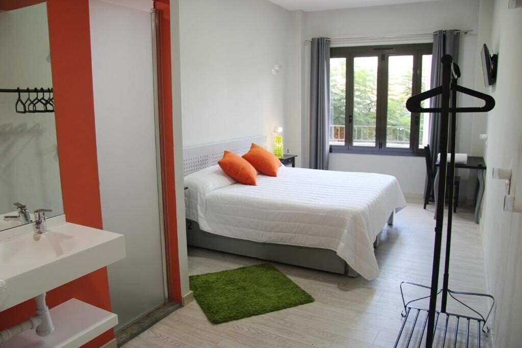 Територія Bcn Sport Hostels 1*