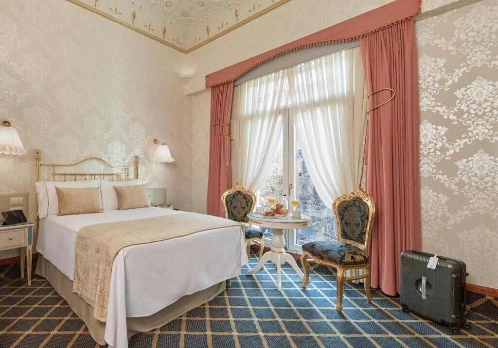 Отель Continental Palacete Hotel 3*