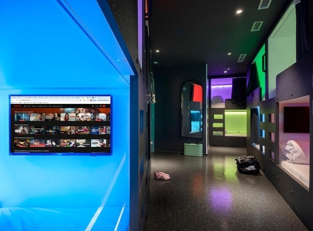 Вид Amistat City Hostel 1*