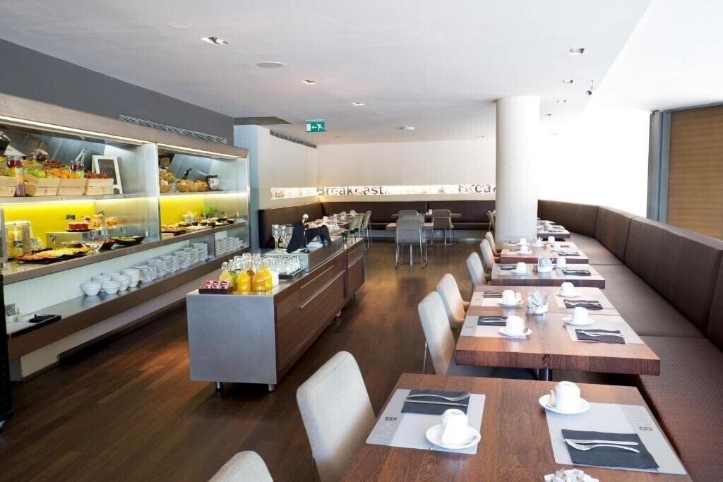 Апартаменты B Hotel 3*