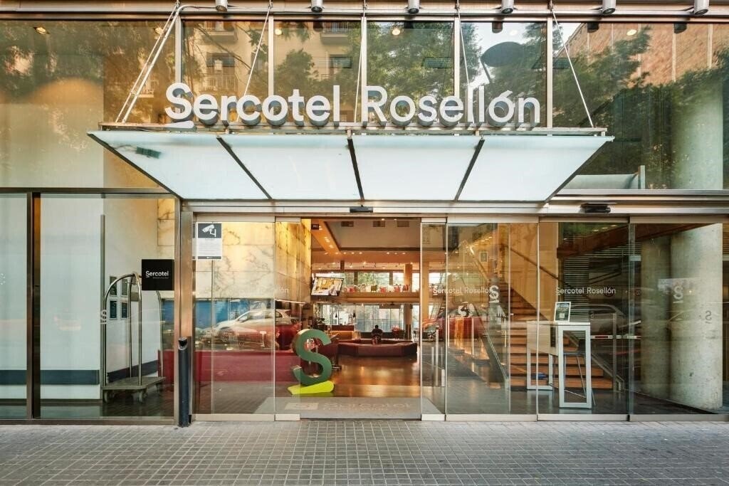 Панорама Ayre Hotel Rosellon 4*