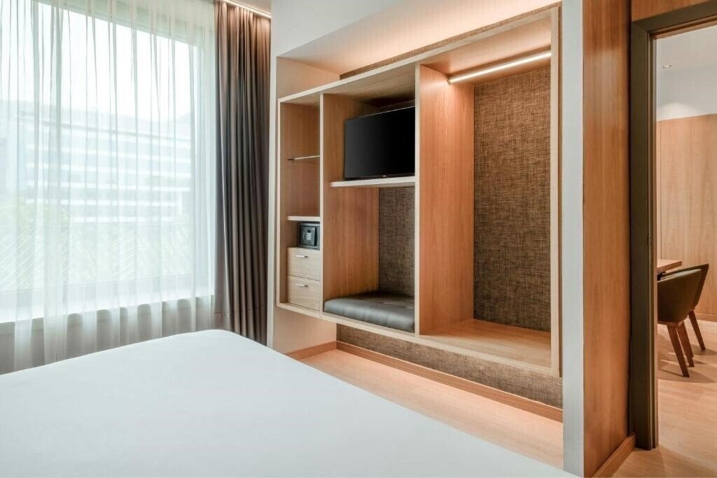 Апартаменты Hotel Ac Diagonal L'Illa 4*