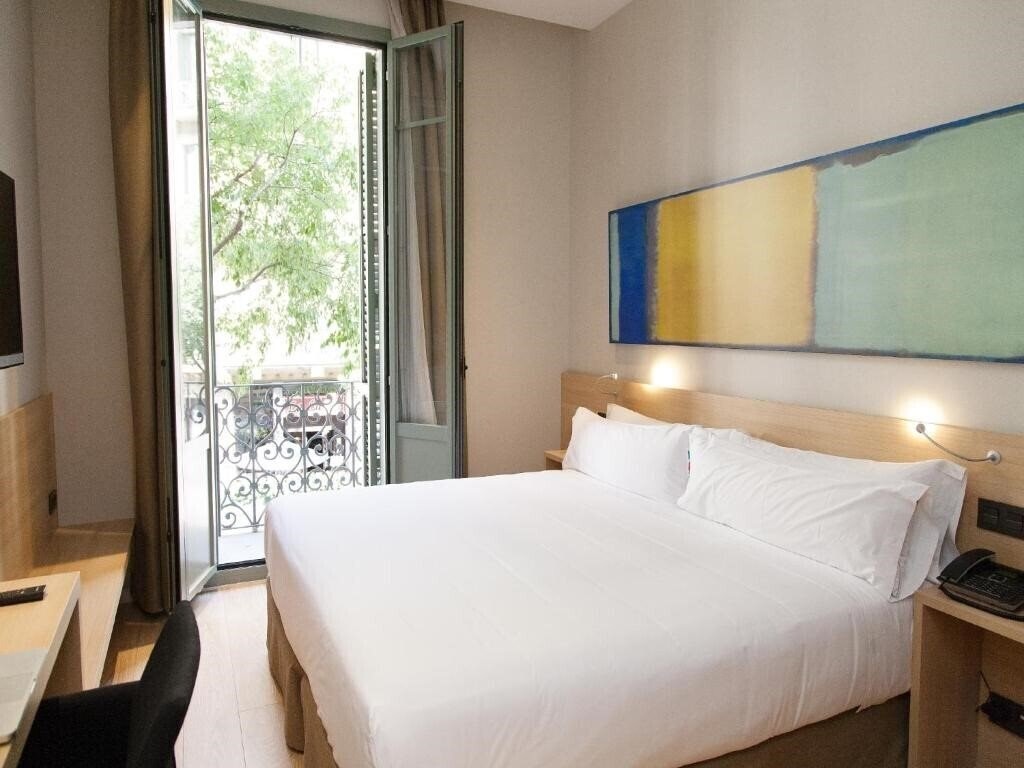 Територія Hotel Ambit Barcelona 4*