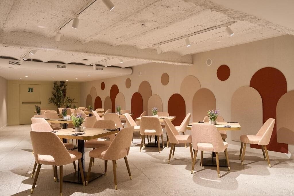 Вид Hotel Catalonia Barcelona 505 (ex. Hotel Catalonia Suite) 4*